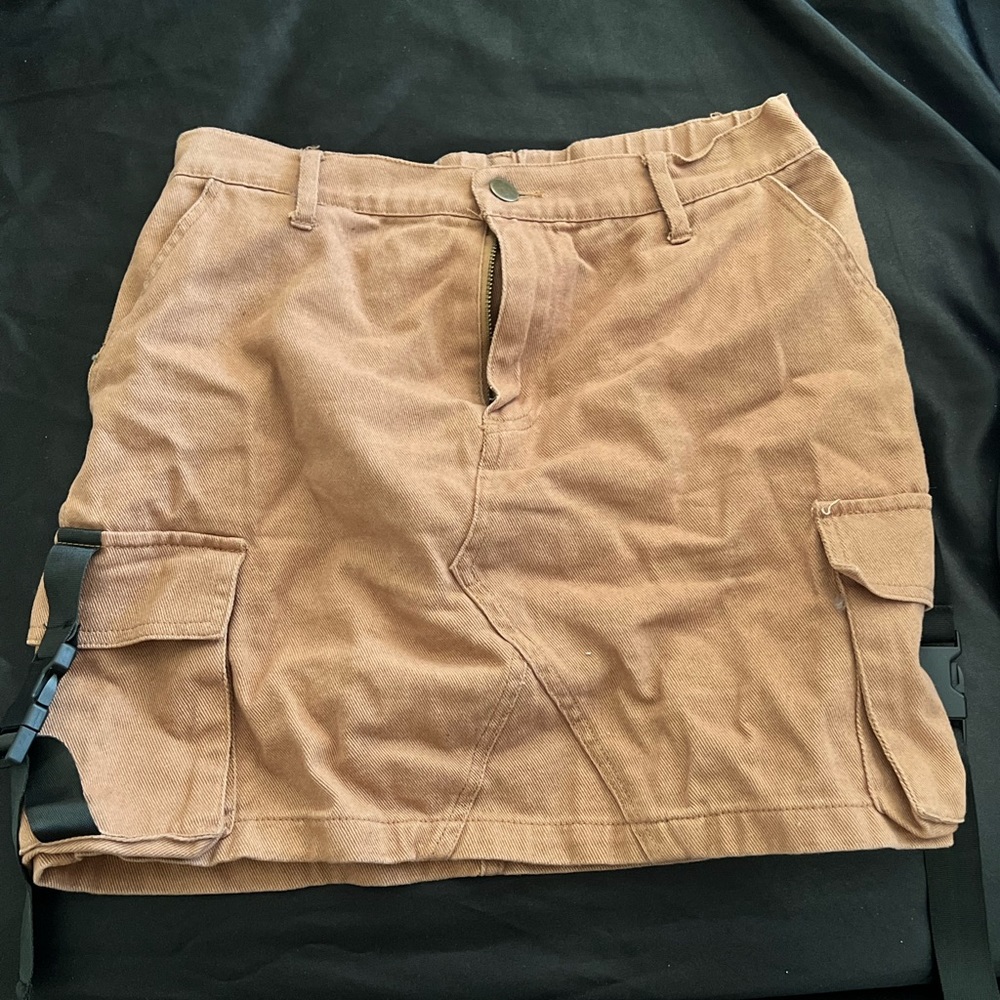 cargo skirt, size small - Picture 2 of 2